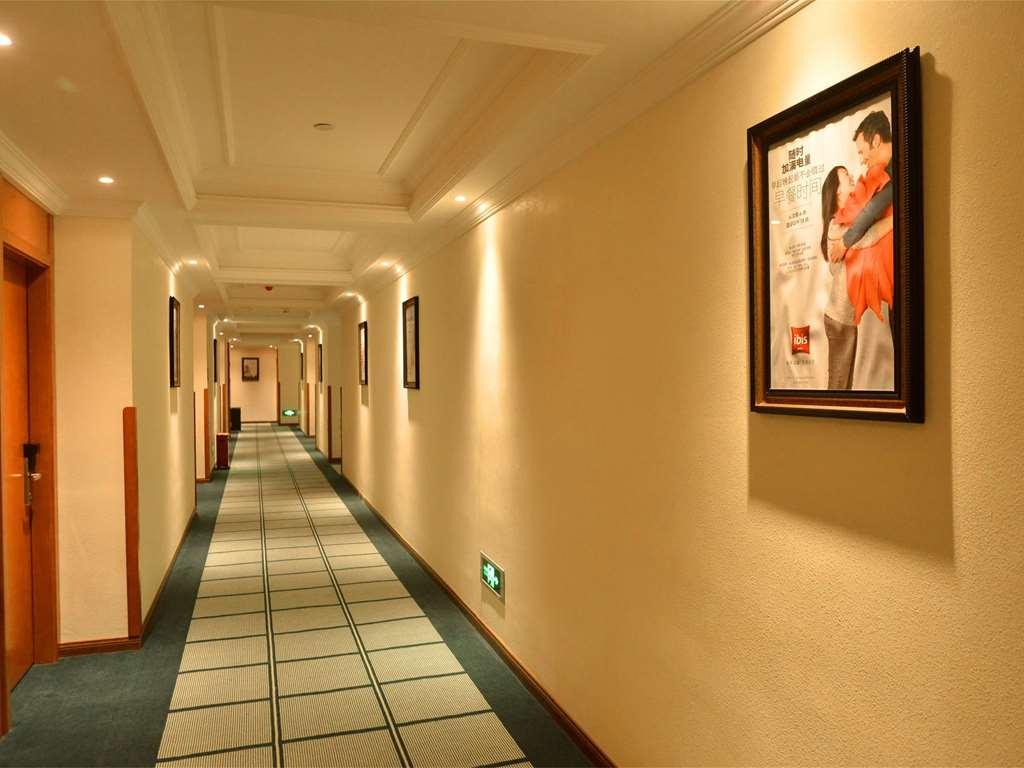 Ibis Chongqing Airport Hotel Kültér fotó