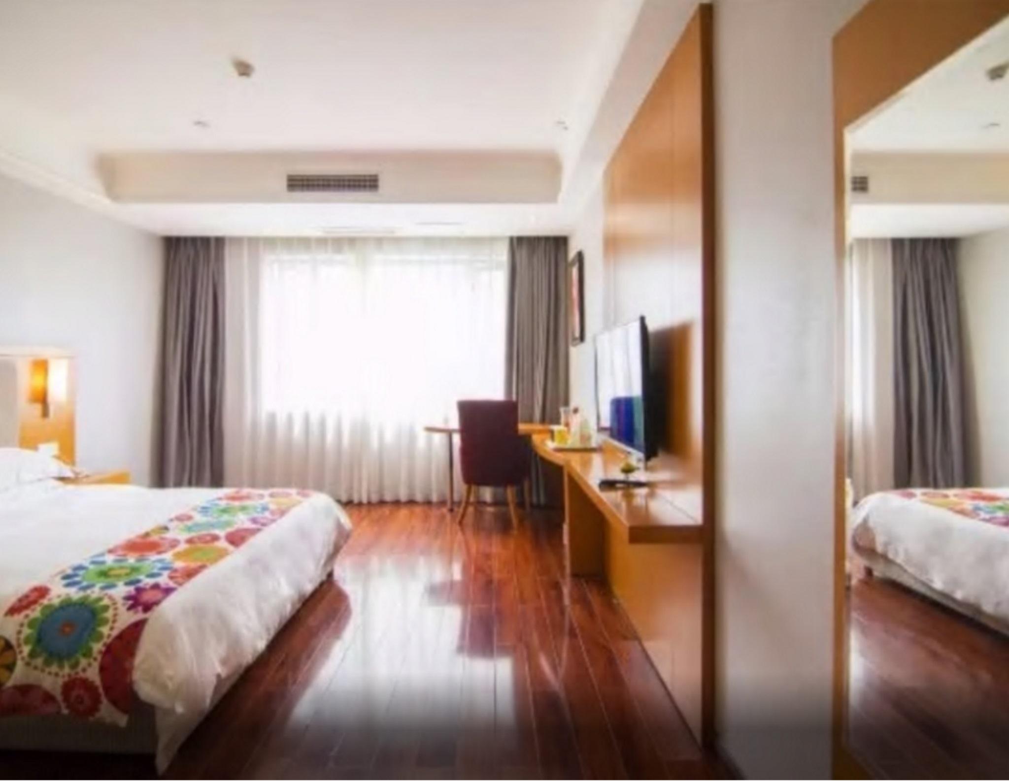 Ibis Chongqing Airport Hotel Kültér fotó